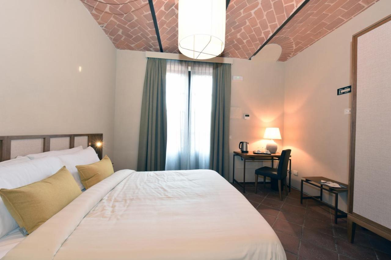 Bed and Breakfast Cascina La Badia Montegrosso dʼAsti Exterior foto