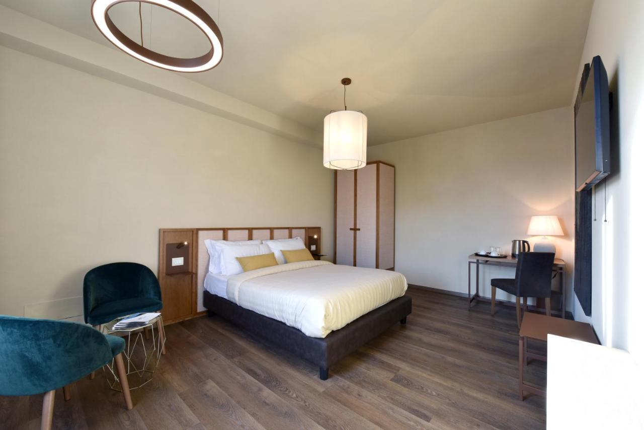 Bed and Breakfast Cascina La Badia Montegrosso dʼAsti Exterior foto