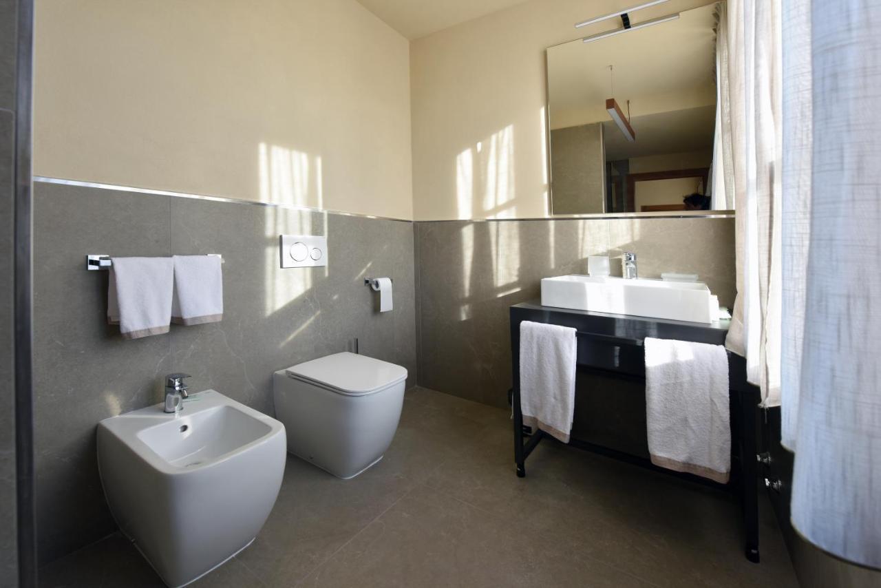 Bed and Breakfast Cascina La Badia Montegrosso dʼAsti Exterior foto