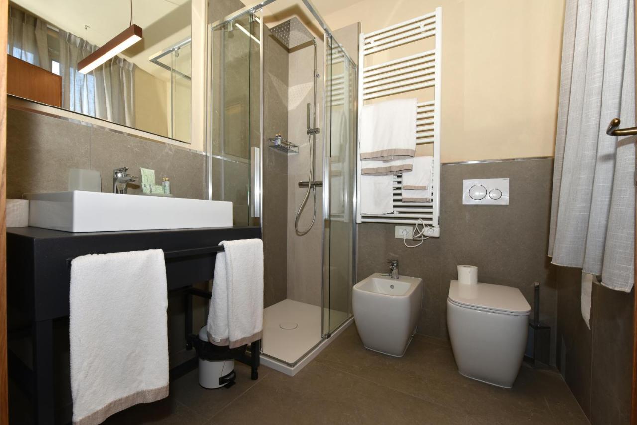 Bed and Breakfast Cascina La Badia Montegrosso dʼAsti Exterior foto